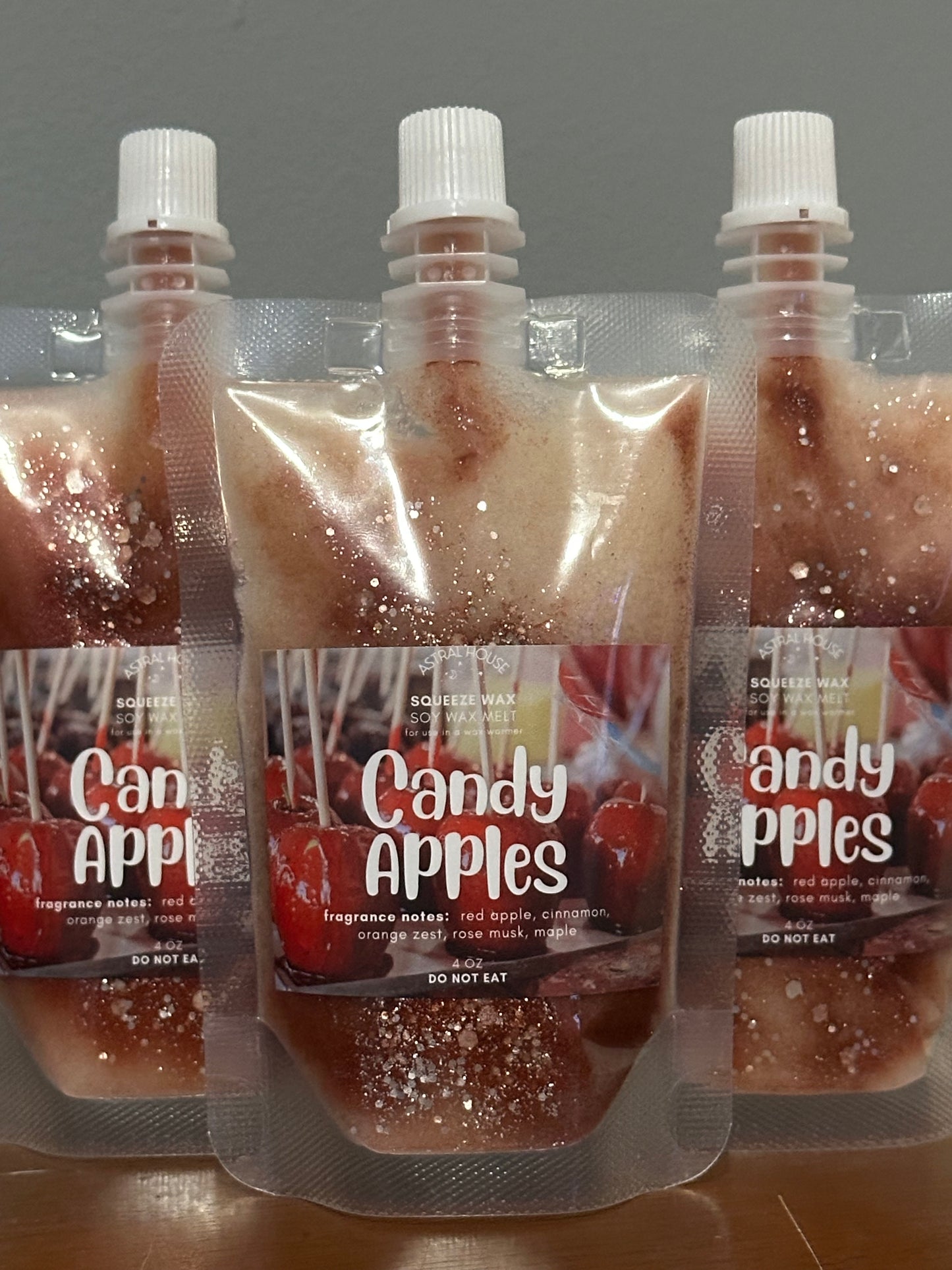 ‘Candy Apples’ Squeeze Wax™ Squeezable Soy Wax Melt